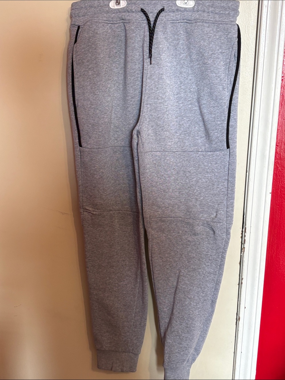 Men's Heather Gray Jogger Sweatpants with Zip Pockets